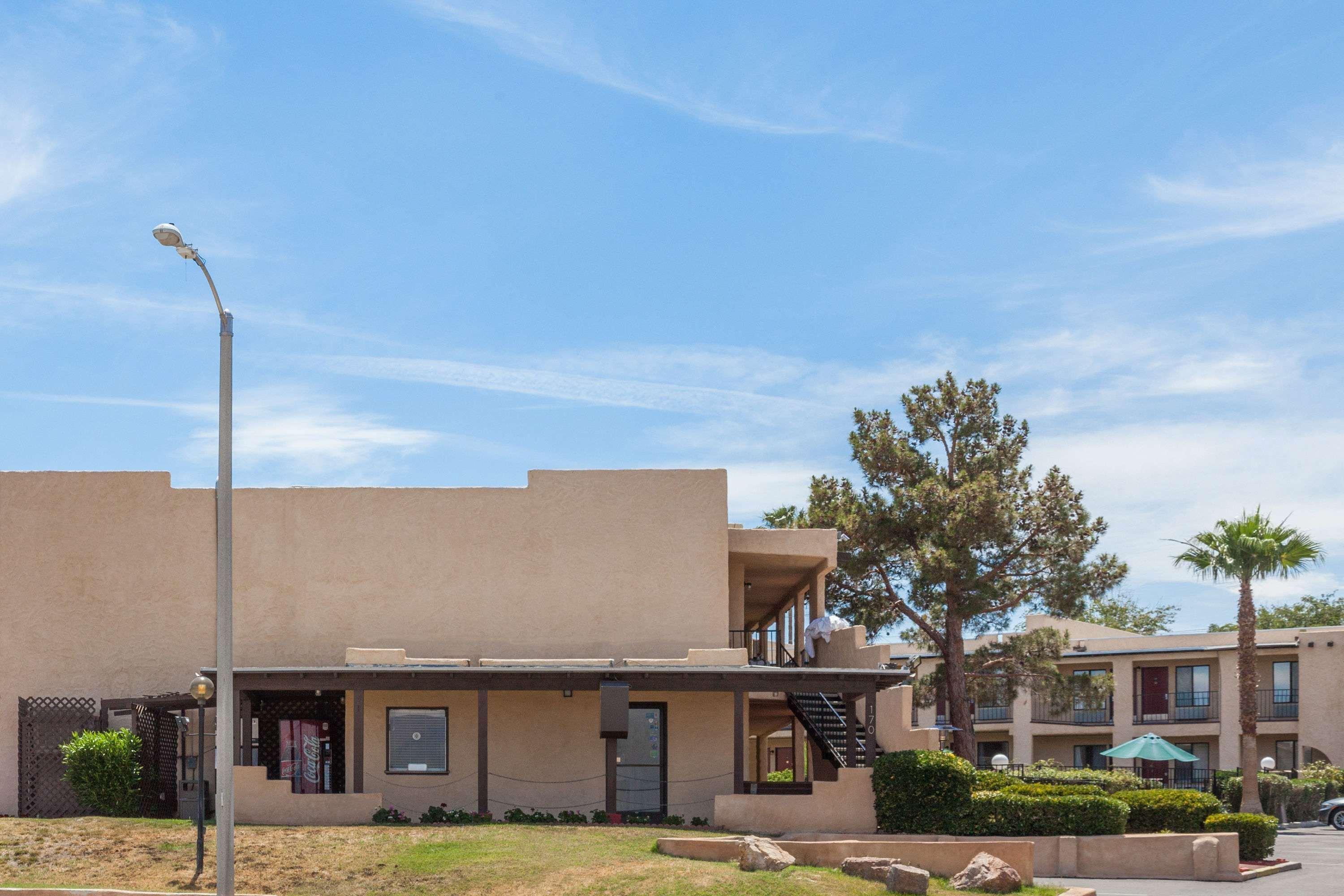 Hotel Super 8 By Wyndham Barstow Zewnętrze zdjęcie