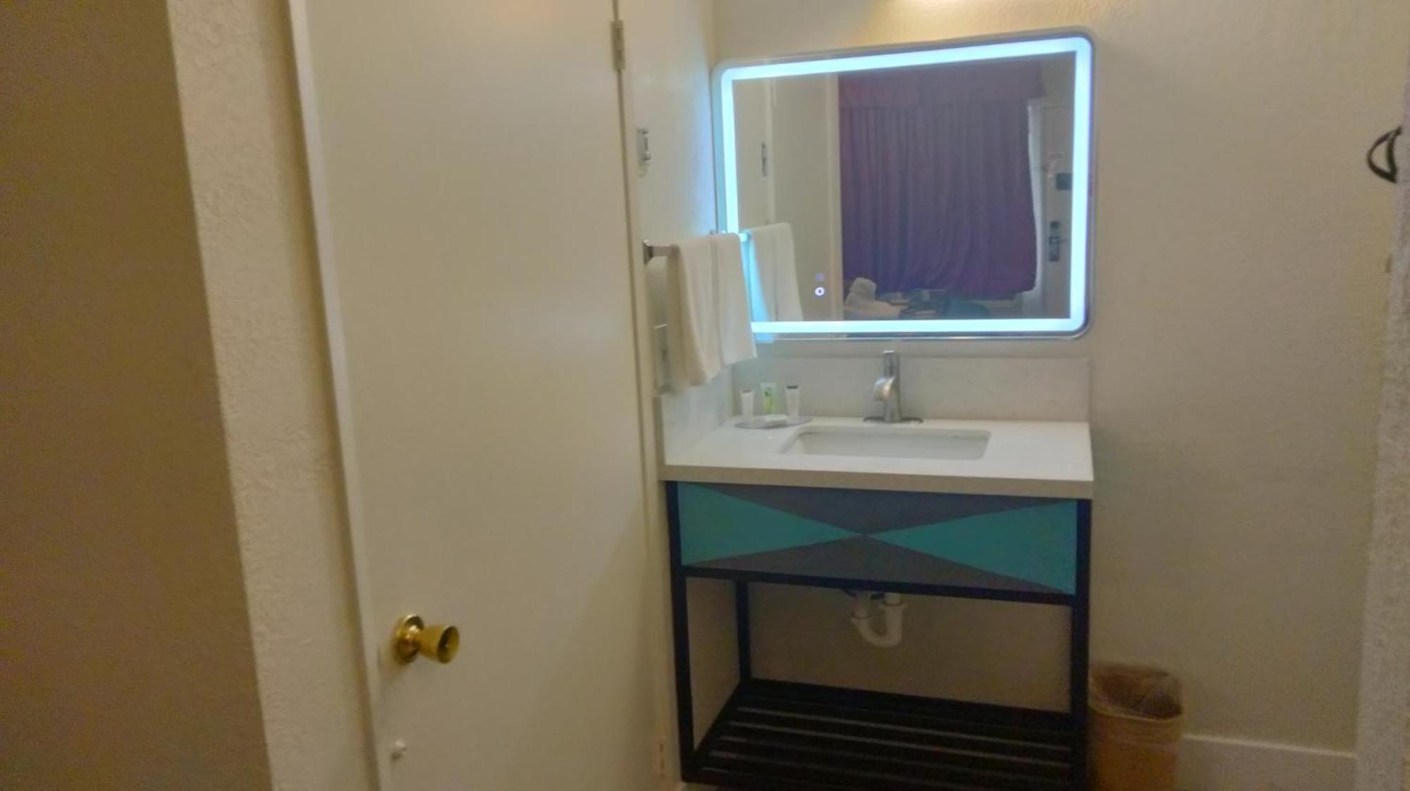 Hotel Super 8 By Wyndham Barstow Zewnętrze zdjęcie