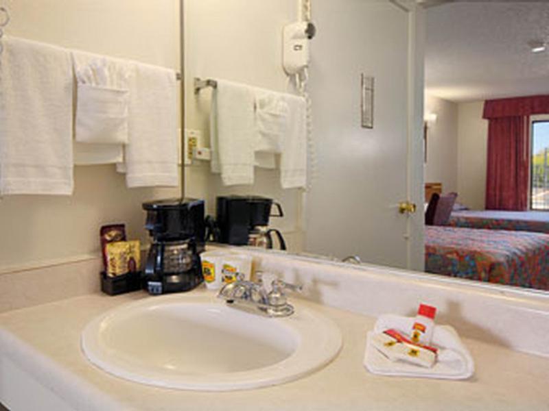 Hotel Super 8 By Wyndham Barstow Pokój zdjęcie