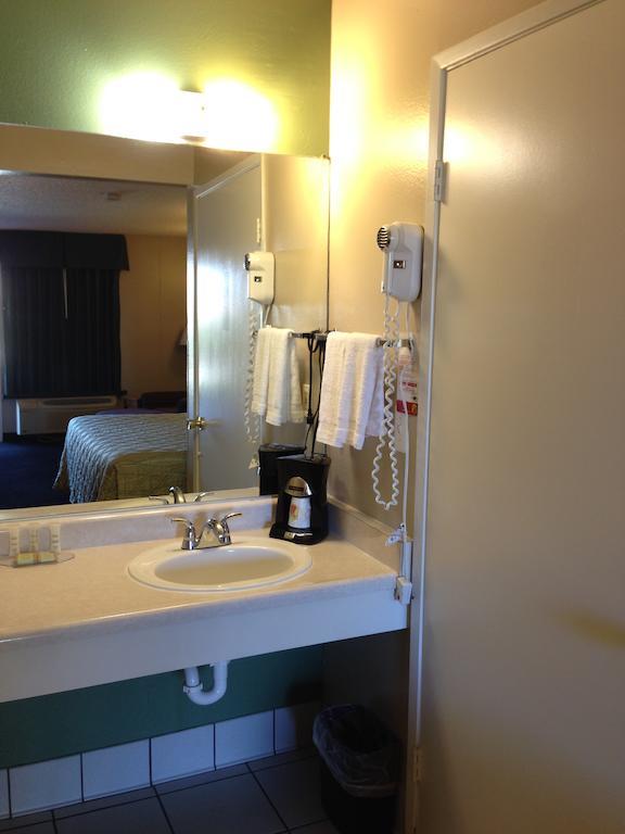 Hotel Super 8 By Wyndham Barstow Pokój zdjęcie
